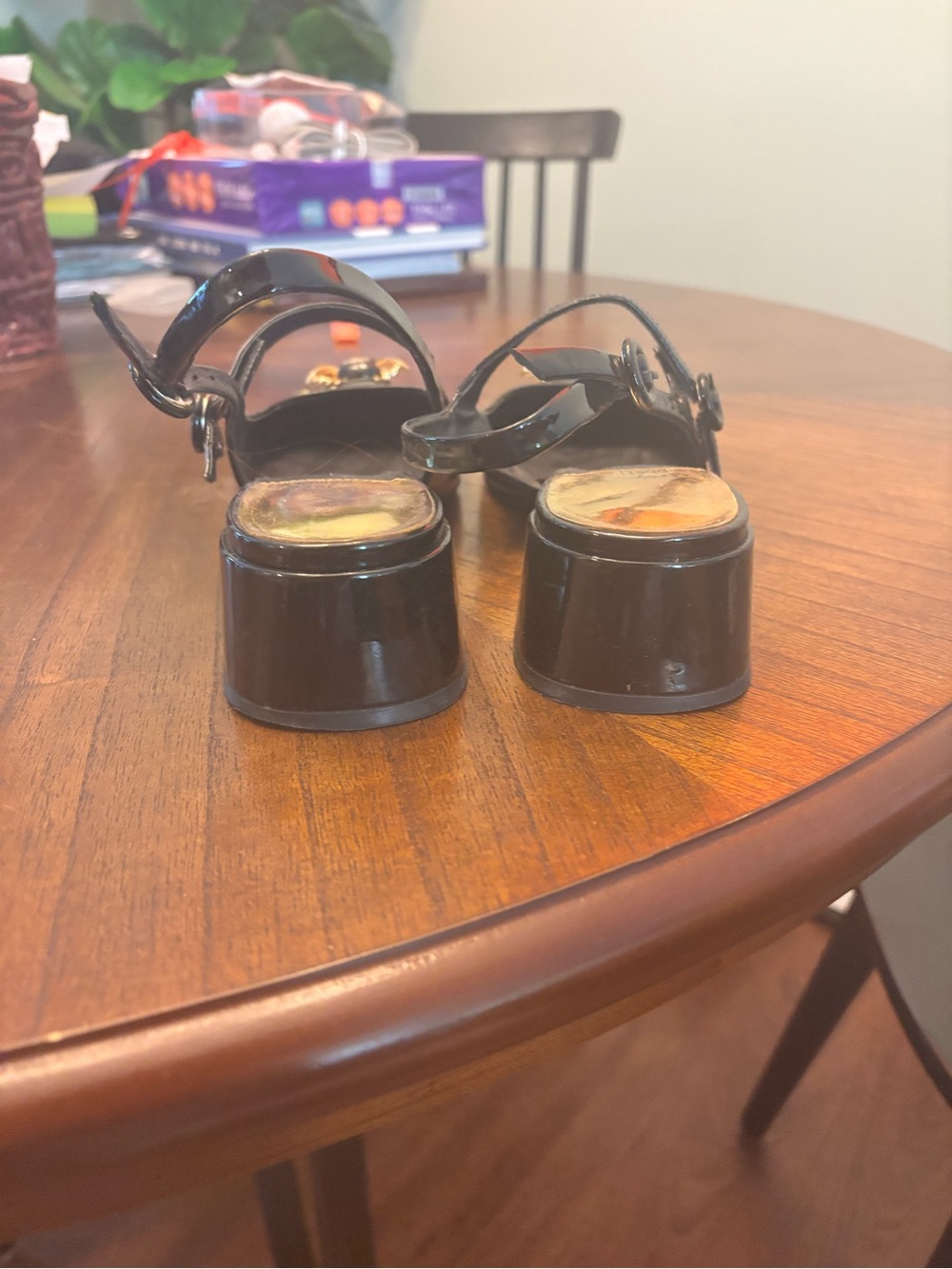 Jeffrey Campbell Black and Gold Women's Slingback Flats with Bee Accent - Picture 5 of 5